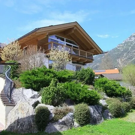 Gesamte Ferienunterkunft In Casa vacanze *